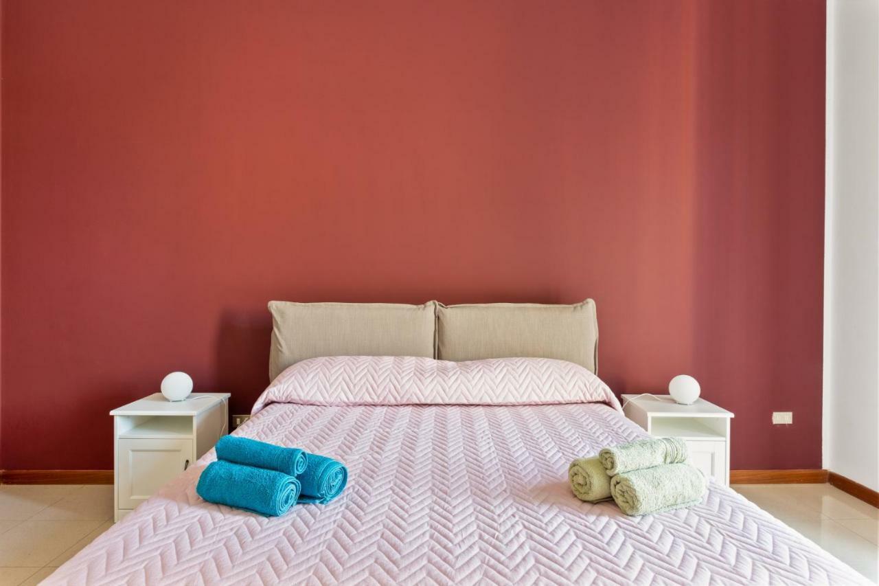 Apartament La Smorfia Napoli Zewnętrze zdjęcie